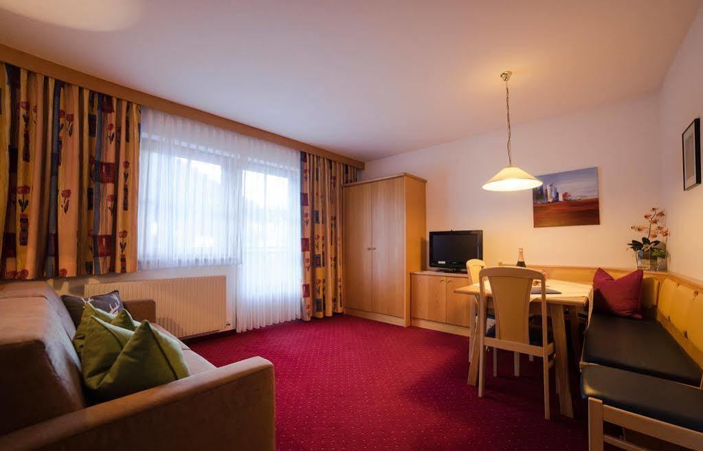 Alberts Bellevue Appartements Hintertux Ngoại thất bức ảnh